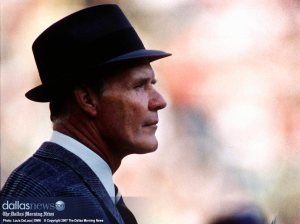 tom_landry1_102411