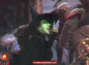 dorothy-gets-kidnapped-by-the-flying-monkeys-5