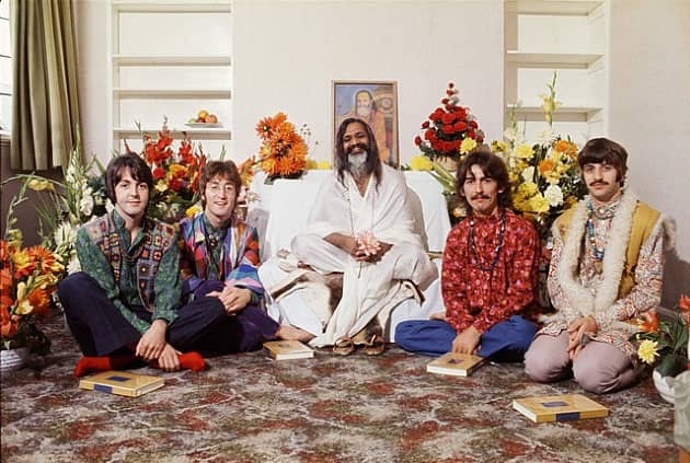 67_beatles_maharishi-mahesh_yogi_002.jpg